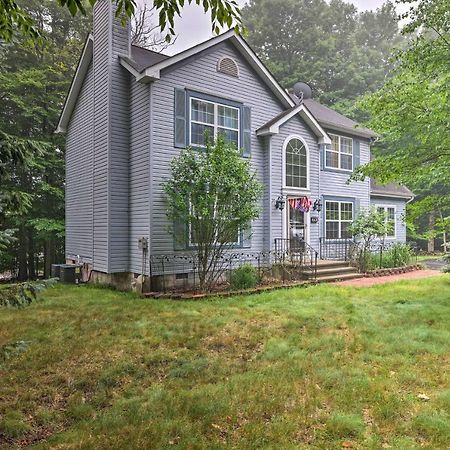 Spacious Tobyhanna Home With Lake Access And Fire Pit! מראה חיצוני תמונה