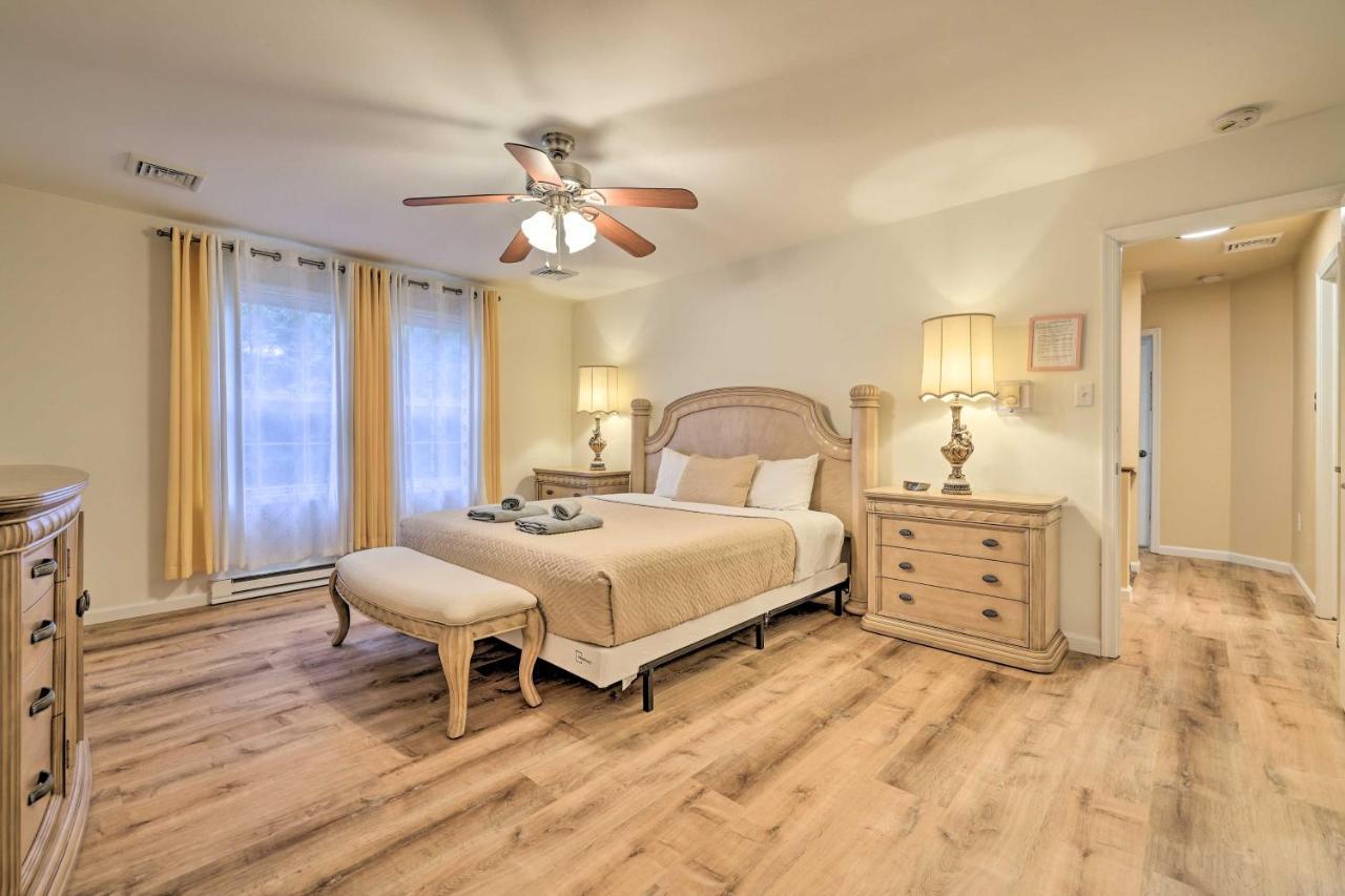 Spacious Tobyhanna Home With Lake Access And Fire Pit! מראה חיצוני תמונה